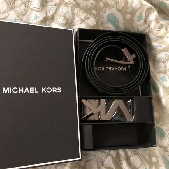 Michael Kors belt. - Picture 2 of 3